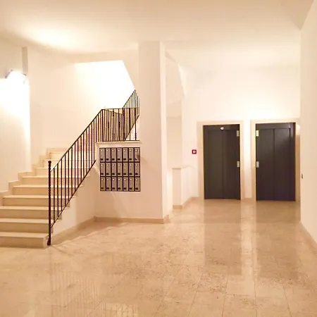 Elegant In | Sea View | 100 Sqm *